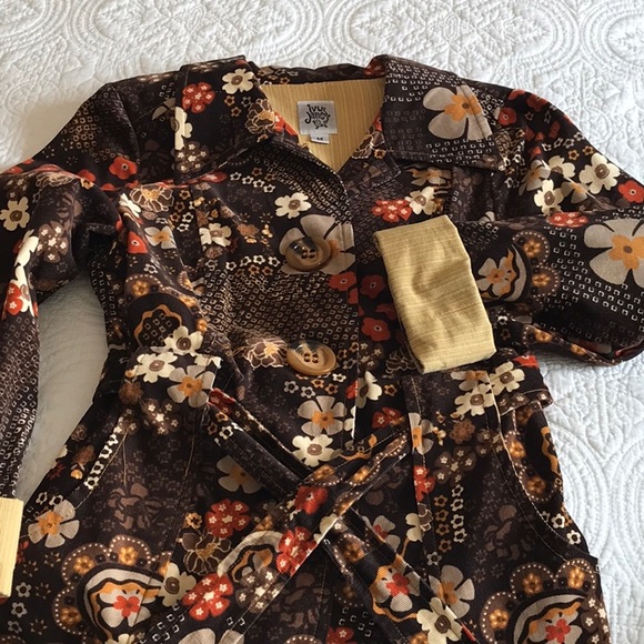 Ivy Jane Jacket - Picture 5 of 5